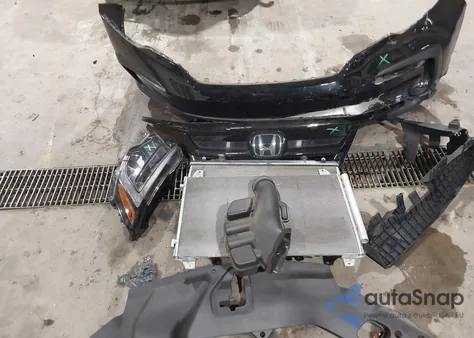 2022 Honda Pilot 2Wd Sport from USA, damaged, VIN 5FNYF5H31NB012647